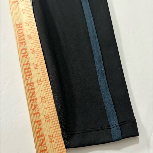 Nike 7/8 Sleek Black Leggings with Blue Stripes. Super Soft Stretchy Fabric. - Picture 7 of 15
